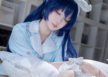 这是纸悦Etsu_ko吗？一身玛丽体操服，美图劲爆上线！
