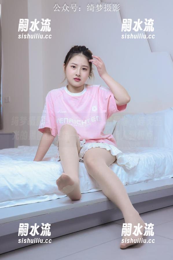 绮梦摄影 - 章章的温柔流出屏幕，连无圣光的黑暗都想插一脚，图片撩人到极点。