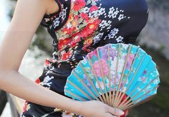 美媛馆 – Toro羽住短裙记录——谁说短裙只能是夏天的选择？