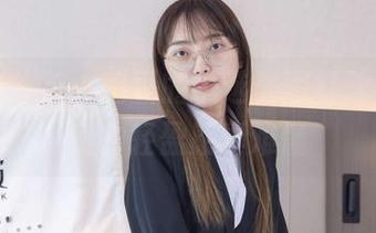 袜啵啵 – 被小甜豆的精选美图打动，薄白丝的轻盈感真难懂