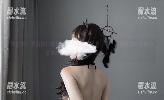 微密圈 - 更新啦！超辣的林一的礼服图集：每一张都在挑战我的自信极限，看来我还得多练练走秀！