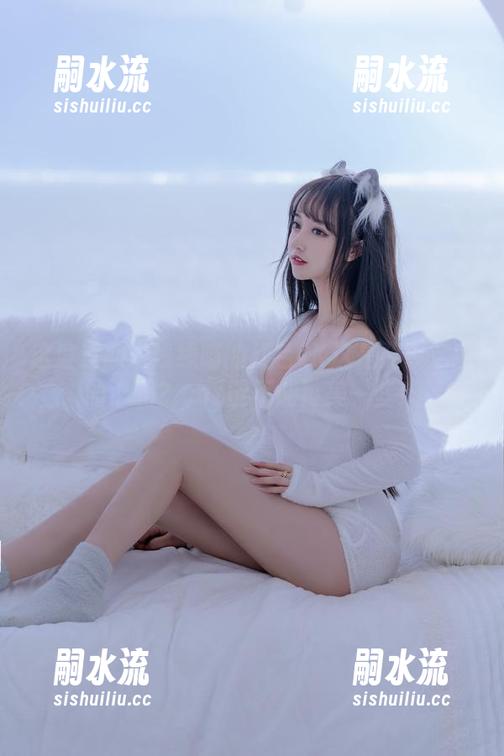 这波过期米线线喵的红色JK这是要锁定我的心吗？cos能不能再美一些！