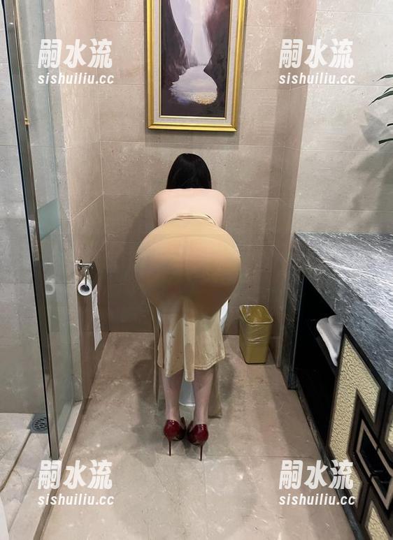 微密圈 - 谁给我的小福利？迷人的五姨太送来的图片你看吗？