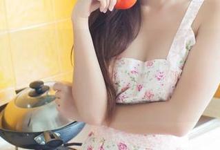 青豆客 – 陈雨涵修女这一套，原图我还不太明白，更新的话……小心点哦，得走心。