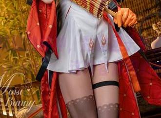 带着点狡黠的眼神，黏黏团子兔的写真集精选“loveit”，这内容你用心去了么？
